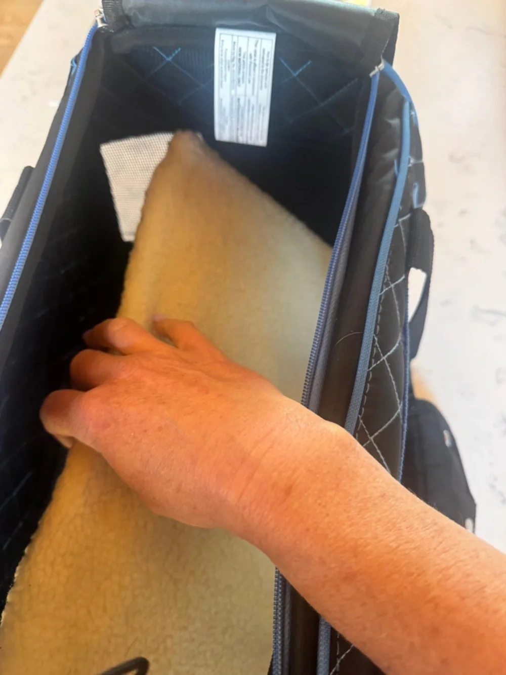 SHERPA PET CARRIER TSA APPROVED ONLY USED ONCE FOR A FRENCH BULLDOG PUPPY HAS S